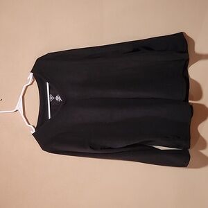 St John Bay Vneck long sleeve fleece shirt